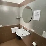 فندق مبيت وإفطار Mirage 3*