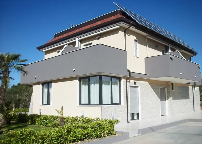 Mirage ベッド・アンド・ブレックファスト 3*